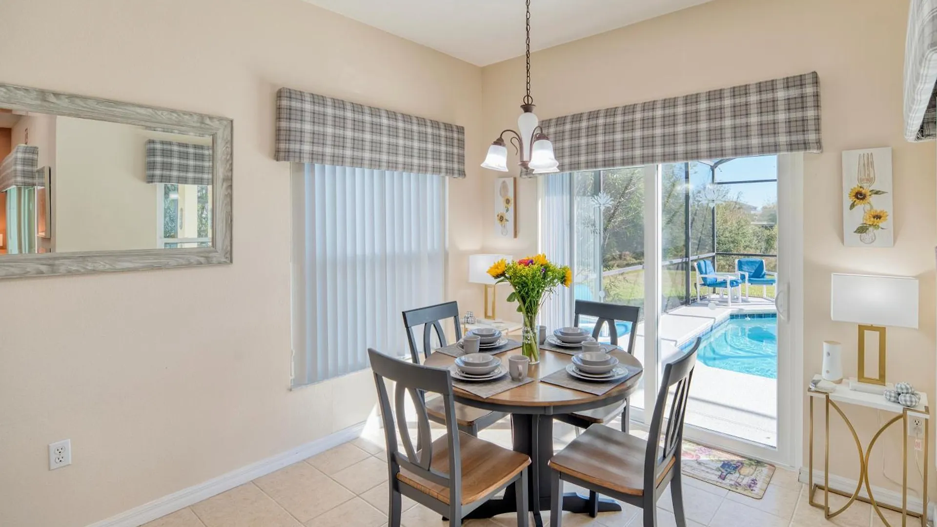 Holiday home Sunny, Family-Friendly Villa With Large Pool In Gated Community Near Disney Davenport United States