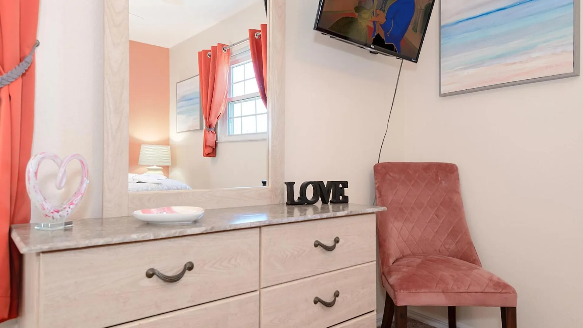 Holiday home Sunny, Family-Friendly Villa With Large Pool In Gated Community Near Disney Davenport United States